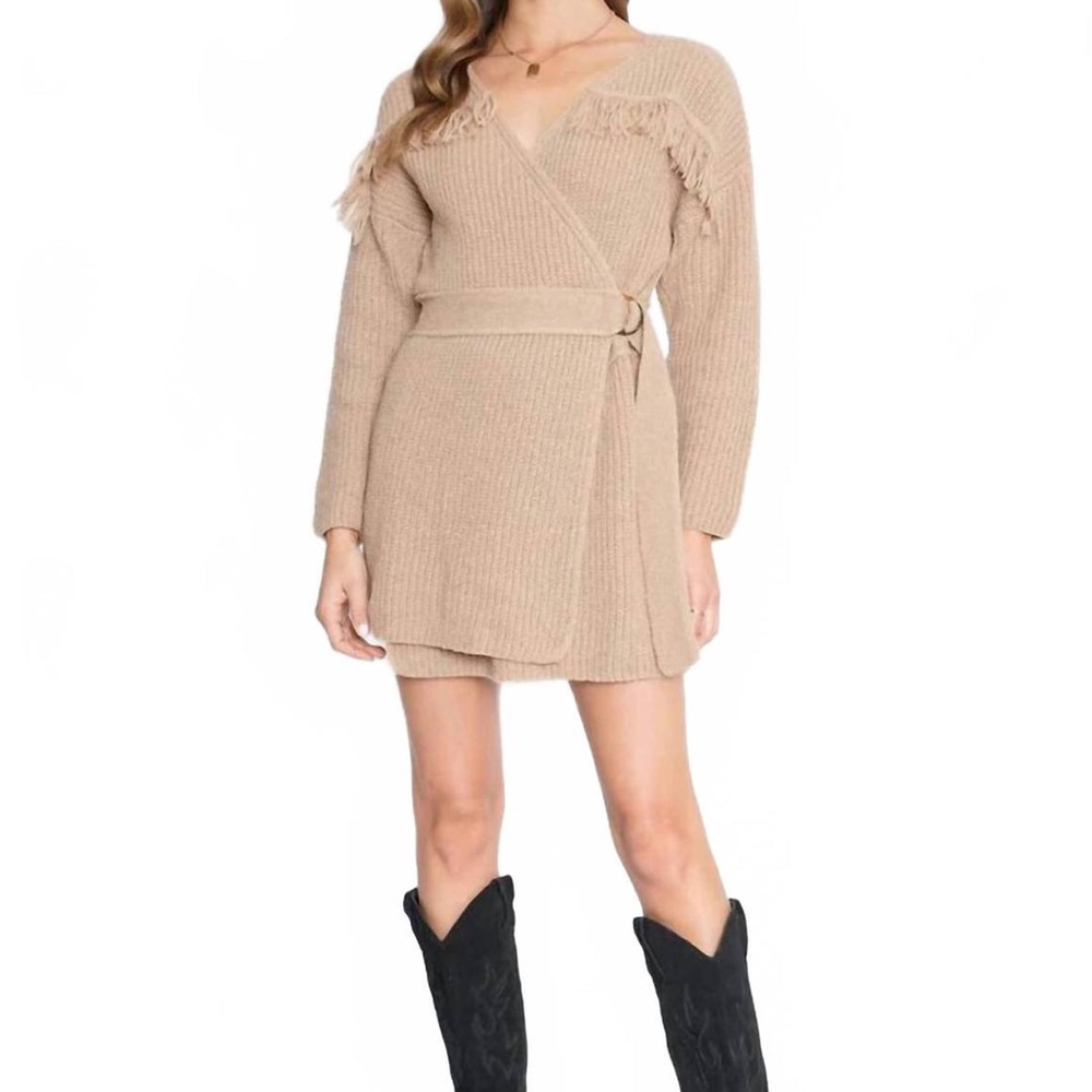 4Si3nna Estella Fringe Sweater Dress Brown Belted Sz Medium $138 NWT Western